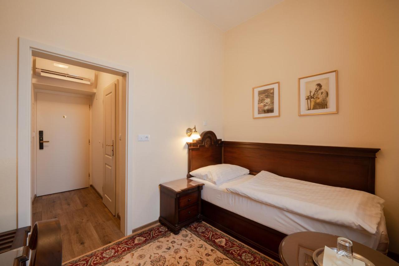 אוהרסקה הראדיסטה Hotel Grand מראה חיצוני תמונה