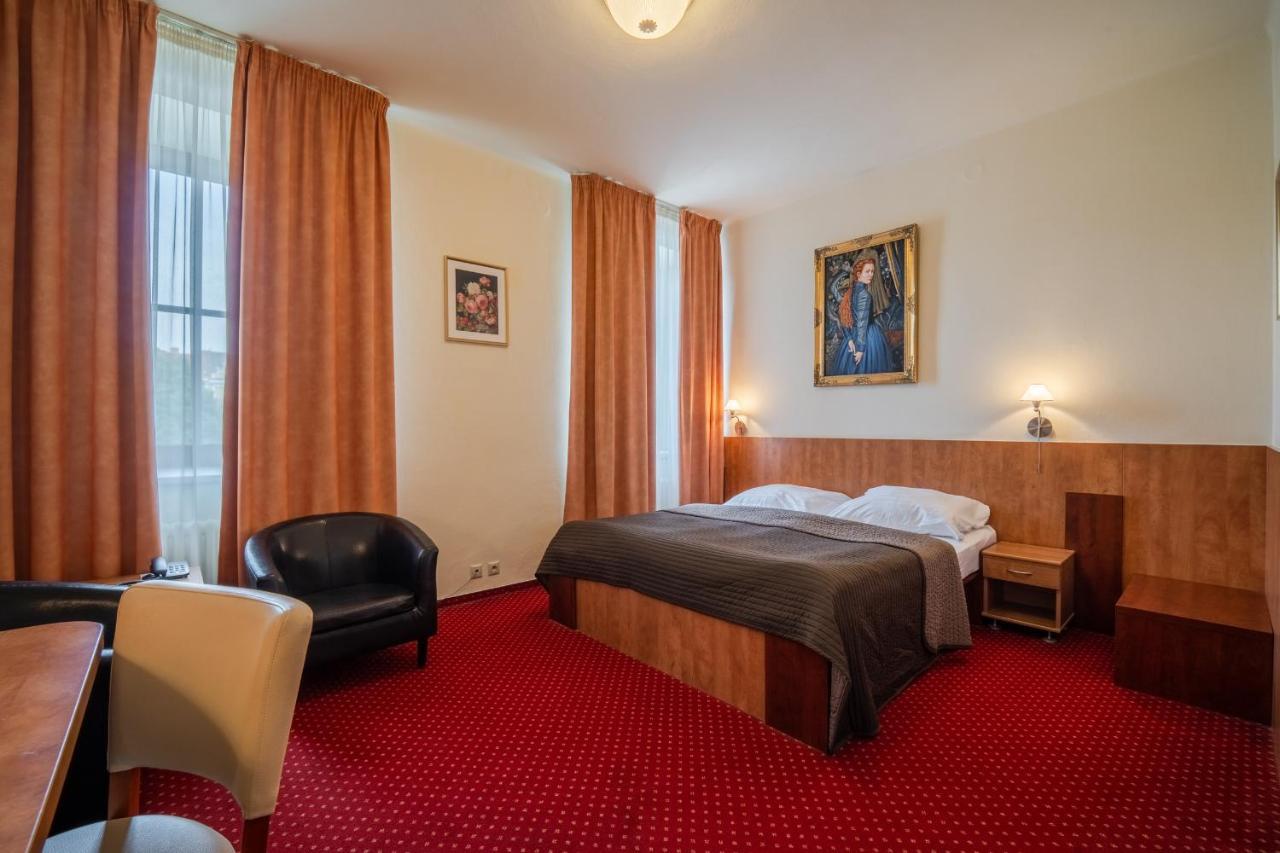 אוהרסקה הראדיסטה Hotel Grand מראה חיצוני תמונה