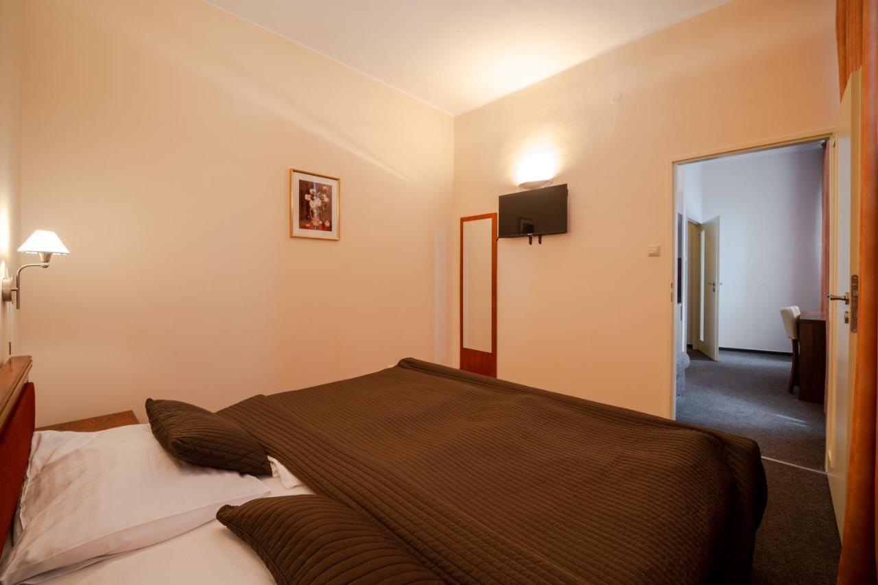 אוהרסקה הראדיסטה Hotel Grand מראה חיצוני תמונה